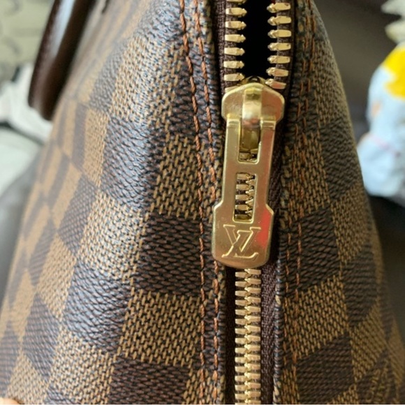 Louis Vuitton Alma Authentic in Damier Ebene print with Red fabric interior - Picture 7 of 15